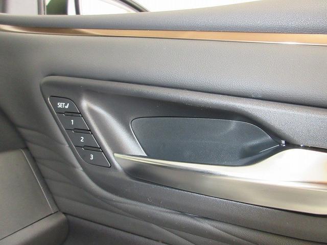 アルファード Z サンルーフ 後席モニタ 踏み間違加速抑制 保証1年 走行距離無制限 トヨタ認定中古車 ディスプレイオーディオ ナビ フルセグ 全方位モニタ ETC LEDヘッドランプ 純正アルミホイール ワンオーナー(18枚目)