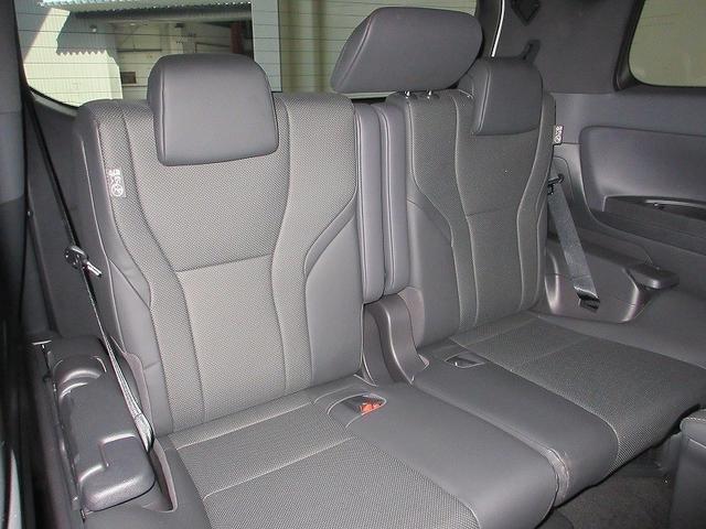 アルファード Z サンルーフ 後席モニタ 踏み間違加速抑制 保証1年 走行距離無制限 トヨタ認定中古車 ディスプレイオーディオ ナビ フルセグ 全方位モニタ ETC LEDヘッドランプ 純正アルミホイール ワンオーナー(29枚目)