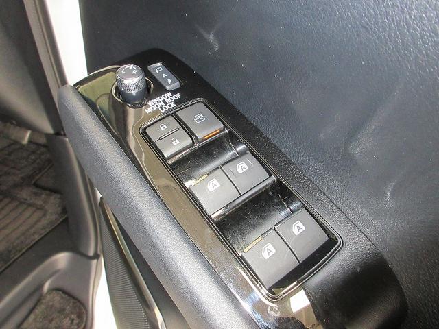ヴェルファイア ２．５Ｚ　Ｇエディション　後席モニタ　両パワースライド　サンルーフ　走行距離無制限　トヨタ認定中古車　１１インチナビ　フルセグ　バックカメラ　ＥＴＣ　スマートキー　ＬＥＤヘッドランプ　パワーシート　純正アルミホイール　電動リア（23枚目）