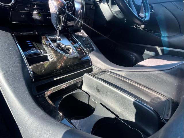 ヴェルファイア ２．５Ｚ　Ｇエディション　後席モニタ　両パワースライド　サンルーフ　走行距離無制限　トヨタ認定中古車　１１インチナビ　フルセグ　バックカメラ　ＥＴＣ　スマートキー　ＬＥＤヘッドランプ　パワーシート　純正アルミホイール　電動リア（44枚目）