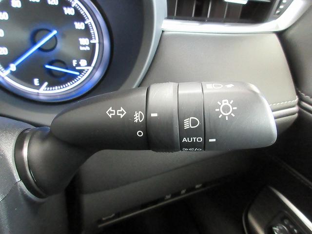 ハリアーハイブリッド Ｚ　踏み間違い加速抑制　１５００Ｗコンセント　ディーラー保証１年走行距離無制限　ドラレコ　ディスプレイオーディオ　ナビ　フルセグ　全方位モニタ　ＥＴＣ　スマートキー　ＬＥＤ　パワーシート　純正アルミ（34枚目）