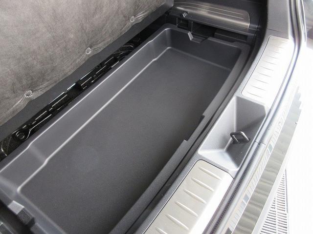 ハリアーハイブリッド Ｚ　踏み間違い加速抑制　１５００Ｗコンセント　ディーラー保証１年走行距離無制限　ドラレコ　ディスプレイオーディオ　ナビ　フルセグ　全方位モニタ　ＥＴＣ　スマートキー　ＬＥＤ　パワーシート　純正アルミ（64枚目）