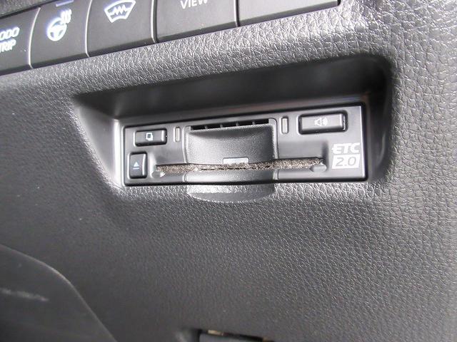 ＲＡＶ４ Ｇ　Ｚパッケージ　踏み間違い加速抑制　全方位モニタ　保証１年間走行距離無制限　ディスプレイオーディオ　ナビ　フルセグ　バックカメラ　ＥＴＣ　ＬＥＤヘッドランプ　シートヒータークール　パワーシート　純正アルミ　電動リア（7枚目）