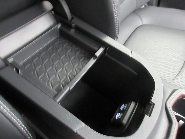 ＲＡＶ４ Ｇ　Ｚパッケージ　踏み間違い加速抑制　全方位モニタ　保証１年間走行距離無制限　ディスプレイオーディオ　ナビ　フルセグ　バックカメラ　ＥＴＣ　ＬＥＤヘッドランプ　シートヒータークール　パワーシート　純正アルミ　電動リア（24枚目）