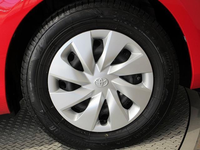 ヴィッツ ＨＶ　Ｆジョシュセキリフト　踏み間違い加速抑制　　ディーラー保証１年　走行距離無制限　トヨタ認定中古車　ＣＤ再生　サポカー　ＬＤＡ　ＰＫＳＢ　クリアランスソナー（11枚目）