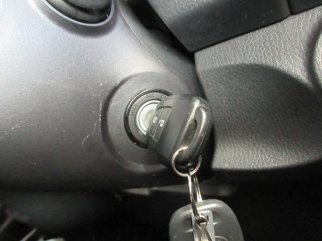 ヴィッツ ＨＶ　Ｆジョシュセキリフト　踏み間違い加速抑制　　ディーラー保証１年　走行距離無制限　トヨタ認定中古車　ＣＤ再生　サポカー　ＬＤＡ　ＰＫＳＢ　クリアランスソナー（37枚目）