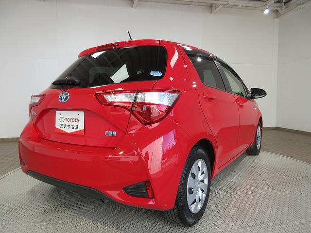 ヴィッツ ＨＶ　Ｆジョシュセキリフト　踏み間違い加速抑制　　ディーラー保証１年　走行距離無制限　トヨタ認定中古車　ＣＤ再生　サポカー　ＬＤＡ　ＰＫＳＢ　クリアランスソナー（68枚目）