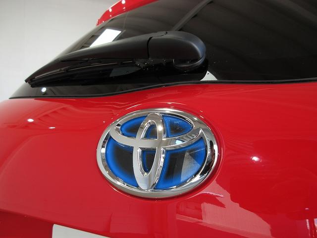 ヴィッツ ＨＶ　Ｆジョシュセキリフト　踏み間違い加速抑制　　ディーラー保証１年　走行距離無制限　トヨタ認定中古車　ＣＤ再生　サポカー　ＬＤＡ　ＰＫＳＢ　クリアランスソナー（69枚目）