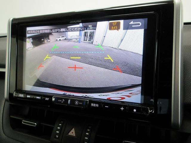 バックカメラで後方がリアルタイム映像で確認できます！商業施設や駐車場での駐車時や、夜間のバック時にも安心です♪