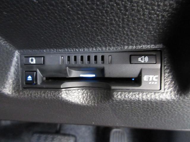 ヤリスクロス Ｚ　踏み間違い時加速抑制　全方位モニタ　保証　１年走行距離無制限　トヨタ認定中古車　ディスプレイオーディオ　ナビ　バックカメラ　ＥＴＣ　ＬＥＤヘッドランプ　純正アルミホイール　ワンオーナー（9枚目）