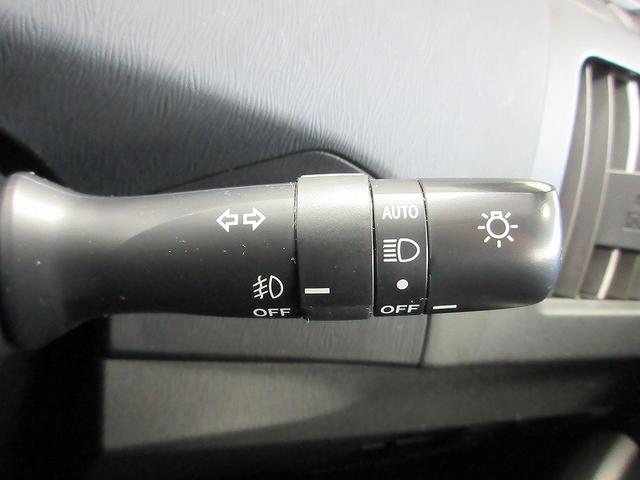 プリウス Ｓツーリングセレクション　加速抑制システム（トヨタ用品）　ドラレコ　トヨタディーラー保証１年走行距離無制限　トヨタ認定中古車　ナビ　ワンセグ　バックカメラ　ＣＤ再生　ＥＴＣ　スマートキー　ＬＥＤヘッドランプ　ワンオーナー（36枚目）