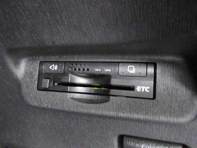 プリウス Ｓツーリングセレクション　加速抑制システム（トヨタ用品）　ドラレコ　トヨタディーラー保証１年走行距離無制限　トヨタ認定中古車　ナビ　ワンセグ　バックカメラ　ＣＤ再生　ＥＴＣ　スマートキー　ＬＥＤヘッドランプ　ワンオーナー（42枚目）