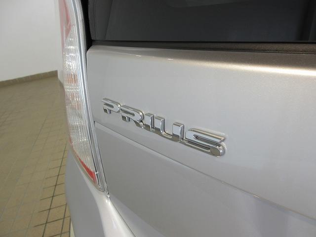 プリウス Ｓツーリングセレクション　加速抑制システム（トヨタ用品）　ドラレコ　トヨタディーラー保証１年走行距離無制限　トヨタ認定中古車　ナビ　ワンセグ　バックカメラ　ＣＤ再生　ＥＴＣ　スマートキー　ＬＥＤヘッドランプ　ワンオーナー（65枚目）