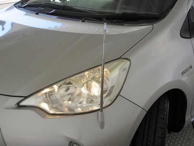 アクア Ｇ　トヨタディーラー保証１年走行距離無制限　加速抑制システム（トヨタ用品）　ナビ　ワンセグ　ＣＤ再生　ＥＴＣ　スマートキー　ワンオーナー（63枚目）