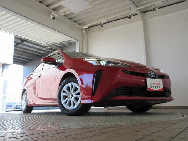 プリウス Ｓ　踏み間違い時加速抑制　ドラレコ　保証１年　走行距離無制限　トヨタ認定中古車　ナビ　ワンセグ　バックカメラ　ＣＤ再生　ＥＴＣ　スマートキー　ＬＥＤヘッドランプ　純正アルミホイール　ワンオーナー（13枚目）