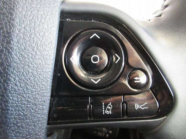 プリウス Ｓ　踏み間違い時加速抑制　ドラレコ　保証１年　走行距離無制限　トヨタ認定中古車　ナビ　ワンセグ　バックカメラ　ＣＤ再生　ＥＴＣ　スマートキー　ＬＥＤヘッドランプ　純正アルミホイール　ワンオーナー（32枚目）