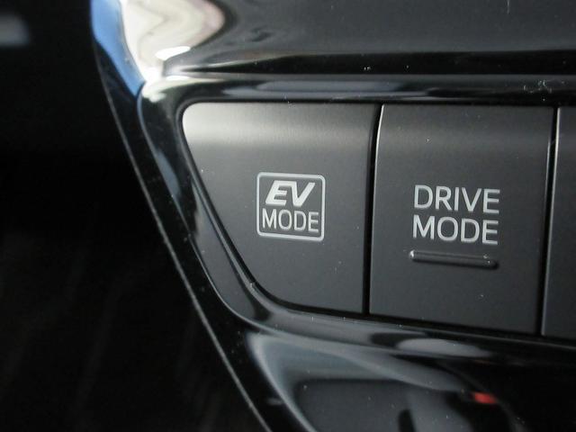 プリウス Ｓ　踏み間違い時加速抑制　ドラレコ　保証１年　走行距離無制限　トヨタ認定中古車　ナビ　ワンセグ　バックカメラ　ＣＤ再生　ＥＴＣ　スマートキー　ＬＥＤヘッドランプ　純正アルミホイール　ワンオーナー（43枚目）