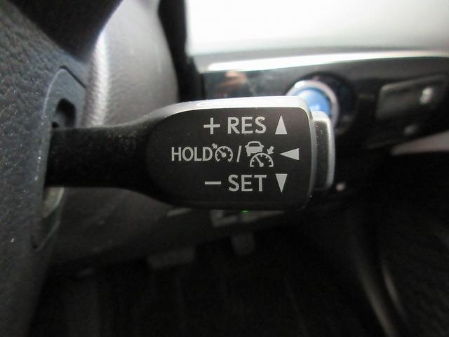 プリウス Ｓ　踏み間違い時加速抑制　ドラレコ　保証１年　走行距離無制限　トヨタ認定中古車　ナビ　ワンセグ　バックカメラ　ＣＤ再生　ＥＴＣ　スマートキー　ＬＥＤヘッドランプ　純正アルミホイール　ワンオーナー（49枚目）