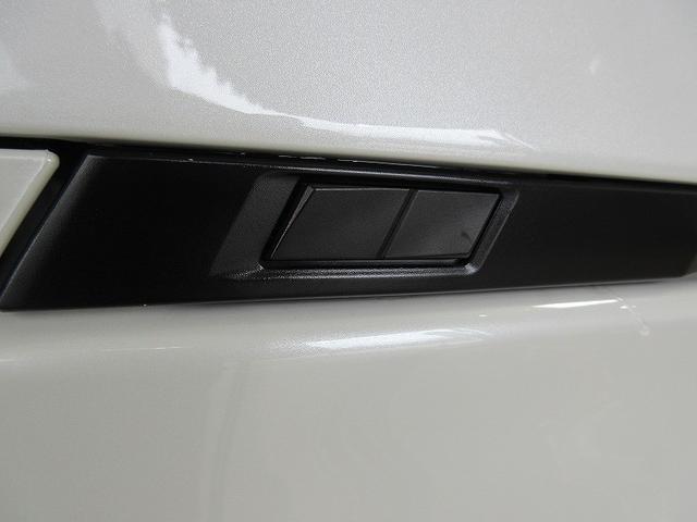 ヴォクシー ハイブリッドＳ－Ｚ　後席モニター　全方位モニタ　保証１年付き　走行距離無制限　トヨタ認定中古車　踏み間違い時加速抑制　ディスプレイオーディオ　ナビ　フルセグ　ＥＴＣ　ＬＥＤヘッドランプ　純正アルミホイール　電動リア（63枚目）