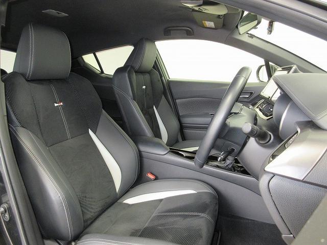 C-HR S GRスポーツ 保証1年付走行距離無制限 ドラレコ トヨタ認定中古車 ナビ フルセグ バックカメラ ETC スマートキー LEDヘッドランプ シートヒーター クルーズコントロール 純正アルミホイール ワンオーナー(4枚目)