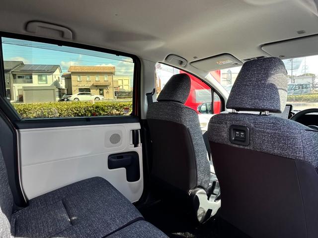 シエンタ ハイブリッドＺ　両側パワースライド　全方位モニタ　保証付　走行距離無制限　トヨタ認定中古車　ディスプレイオーディオ　ナビ　フルセグ　ＥＴＣ　ＬＥＤヘッドランプ　シートヒーター　純正アルミホイール　ワンオーナー（7枚目）