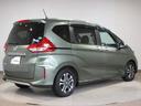 ３列シート車なのに扱いやすいコンパクトボディで、買い物や送り迎え等ママにもムリなく使えるボディです。