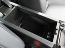 アームレストを開けると、収納スペースとしてお使いいただけます！ものが多くなりがちな車内も、隠す収納で生活感をリセット♪