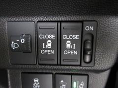 ξ¦�ѥ���饤�ɥɥ���ܡ�ξ�꤬��ʪ�Ǻɤ��äƤ��Ƥ⡢�����ͤ��Ӥ������ʤ���Ǥ⡢�ѥ���饤�ɥɥ��ʤ�ڤ��ɥ��ϥ�ɥ����������Ǵ�ñ�˥ɥ����������ޤ����Ȥˤ��������ǿ͵��������Ǥ��� 3