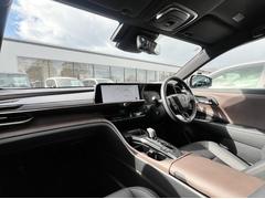 �ǥ����ץ쥤���᡼������������ʿ�˽��󤷡���ž��λ�����ư��ư���Ǿ������¤����Ȥʤ�ľ��Ū�˱�ž�Ǥ���ɥ饤�ӥ󥰤Τ���ζ��֤Ǥ��� 2