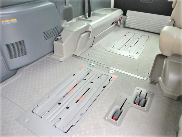 チェアキャブ 福祉車輌 車イス2基 バックカメラ(9枚目)