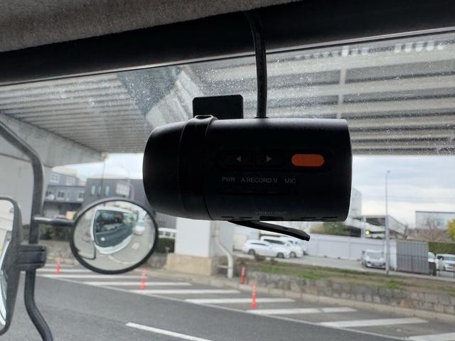 ファイター ダンプ　ＭＴ６　３．６トン　４トンベース　４ｔ　コボレーン　ＭＴ６　４ｔ　３．６ｔ　４トンベース　積載３．６トン　コボレーン　電格格納ミラー　荷台塗装済　ＥＴＣ　ドラレコ　タンク１００Ｌ　乗車定員３人　荷寸３４０×２０５×３４　外寸５３６×２１９×２５２（19枚目）