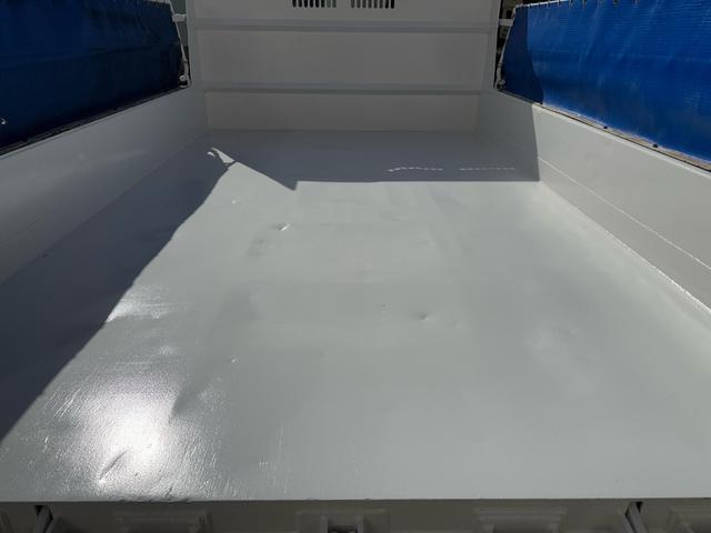 ファイター ダンプ　ＭＴ６　３．６トン　４トンベース　４ｔ　コボレーン　ＭＴ６　４ｔ　３．６ｔ　４トンベース　積載３．６トン　コボレーン　電格格納ミラー　荷台塗装済　ＥＴＣ　ドラレコ　タンク１００Ｌ　乗車定員３人　荷寸３４０×２０５×３４　外寸５３６×２１９×２５２（28枚目）