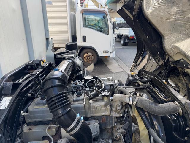 ファイター ダンプ　ＭＴ６　３．６トン　４トンベース　４ｔ　コボレーン　ＭＴ６　４ｔ　３．６ｔ　４トンベース　積載３．６トン　コボレーン　電格格納ミラー　荷台塗装済　ＥＴＣ　ドラレコ　タンク１００Ｌ　乗車定員３人　荷寸３４０×２０５×３４　外寸５３６×２１９×２５２（73枚目）