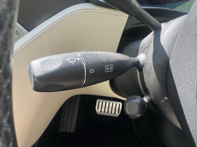 モデルＳ Ｐ８５　ナビ（大型タッチスクリーン）　Ｂｌｕｅｔｏｏｔｈ　Ｗｉ－Ｆｉ　スマートフォン接続機能搭載　レーダー探知機　バックモニター　パワーシート　パワートランク　禁煙車　スペアキー　全席パワーウィンドウ（59枚目）