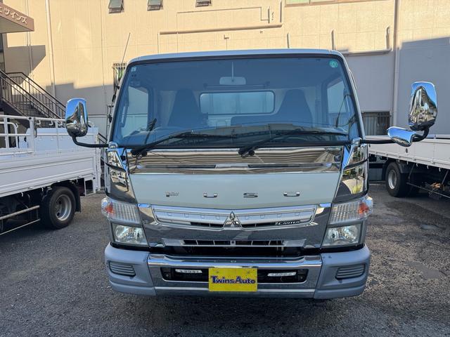 キャンター ＭＴ５　４．８トン　５トン　ワイドキャブ　荷台鉄板張り　５トンベース　８ｔ限定中型免許　車両重量３０３０ｋｇ　車両総重量７９９５ｋｇ　あゆみ掛　３方開　メッキパーツ　相調インパネ　ナビ　バックカメラ　ＴＶ　荷寸３５０×１９７×３８　外寸５３２×２１１×３８（3枚目）