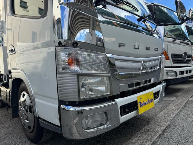 キャンター ＭＴ５　２トン　全低床ダンプ　新品コボレーン　荷台塗装済み　メッキパーツ　相調インパネ　シートカバー付き　電格格納ミラー　路肩灯　３方開　乗車定員３人　５トン限定準中型免許対応　車両重量２７７０ｋｋｇ　車両総重量４９３５ｋｇ　荷寸３０５×１５９×３８（23枚目）