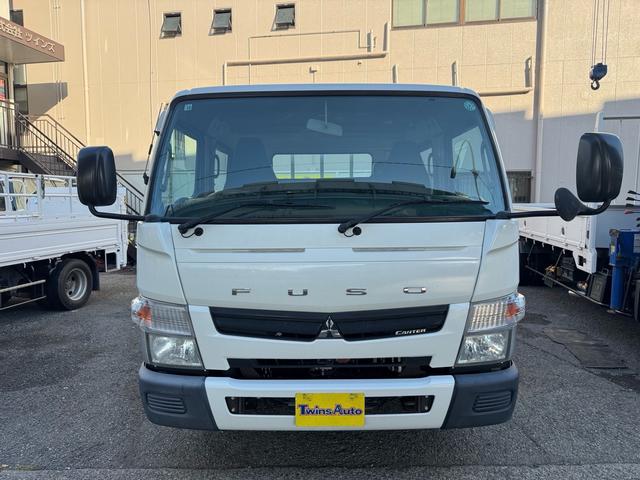 キャンター AT 2トン Wキャブ ワイドロング 荷台板張り 荷台塗装済 ナビ リアヒーター・クーラー ダブルエアコン 両側電格ミラー 乗車定員7人 ETC 8t限定中型免許 車両重量2870kg 車両総重量5255kg 荷寸335×191×38 外寸618×200×226(3枚目)