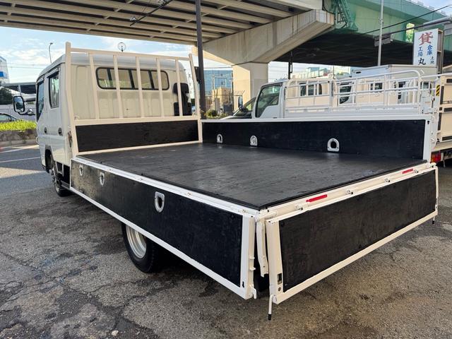 キャンター AT 2トン Wキャブ ワイドロング 荷台板張り 荷台塗装済 ナビ リアヒーター・クーラー ダブルエアコン 両側電格ミラー 乗車定員7人 ETC 8t限定中型免許 車両重量2870kg 車両総重量5255kg 荷寸335×191×38 外寸618×200×226(27枚目)