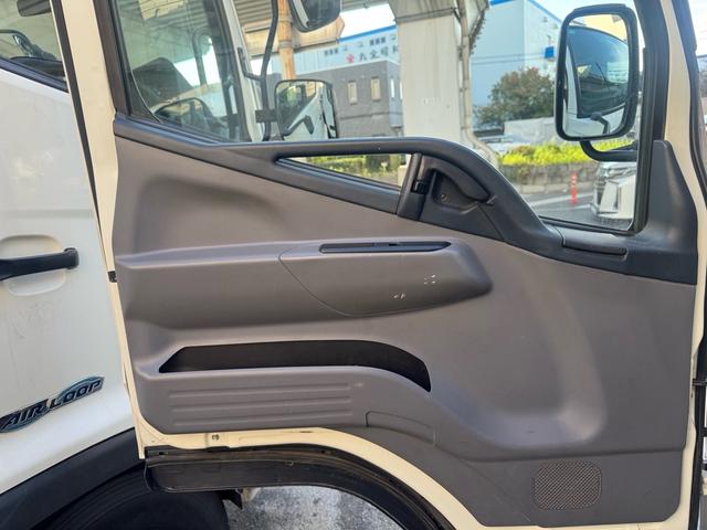 キャンター AT 2トン Wキャブ ワイドロング 荷台板張り 荷台塗装済 ナビ リアヒーター・クーラー ダブルエアコン 両側電格ミラー 乗車定員7人 ETC 8t限定中型免許 車両重量2870kg 車両総重量5255kg 荷寸335×191×38 外寸618×200×226(72枚目)