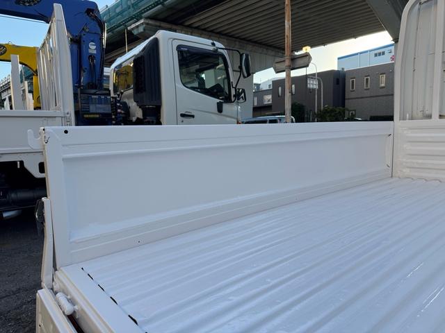 アトラストラック ＡＴ　１．２トン　低床　Ｗキャブ　荷台標準　荷台塗装済　電格格納ミラー　リアシングルタイヤ　ガソリン　乗車定員６人　普通免許対応　ＥＴＣ　車両重量１７３０ｋｇ　車両総重量３２６０ｋｇ　外寸４６８×１６９×１９９　荷寸２０９×１６１×３８（32枚目）