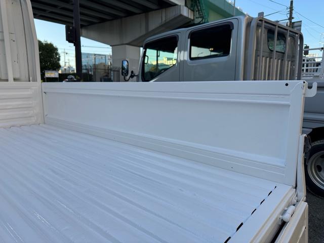 アトラストラック ＡＴ　１．２トン　低床　Ｗキャブ　荷台標準　荷台塗装済　電格格納ミラー　リアシングルタイヤ　ガソリン　乗車定員６人　普通免許対応　ＥＴＣ　車両重量１７３０ｋｇ　車両総重量３２６０ｋｇ　外寸４６８×１６９×１９９　荷寸２０９×１６１×３８（33枚目）