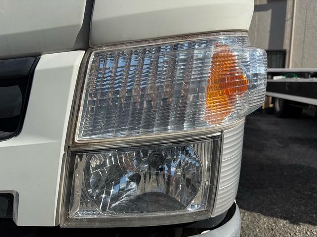 キャンター MT5 2トン 全低床平ボディ 標準ボディ 荷台板張り ナビ Bluetooth TV 前後ドライブレコーダー 電格格納ミラー 5t限定準中型免許 車両重量2160kg 車両総重量4325kg 荷寸312×160×197 外寸469×169×197(23枚目)