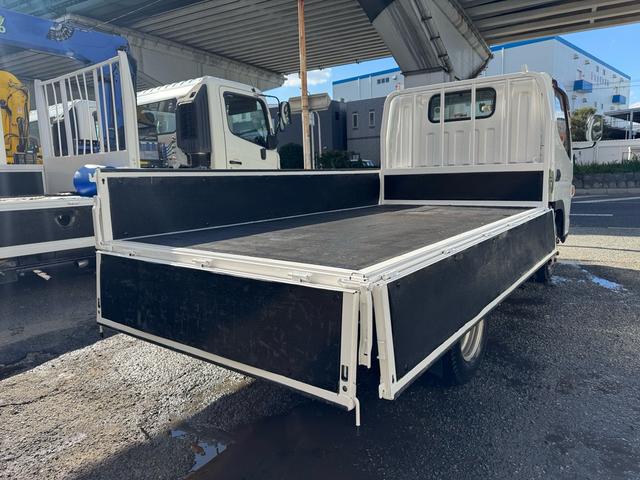 キャンター MT5 2トン 全低床平ボディ 標準ボディ 荷台板張り ナビ Bluetooth TV 前後ドライブレコーダー 電格格納ミラー 5t限定準中型免許 車両重量2160kg 車両総重量4325kg 荷寸312×160×197 外寸469×169×197(25枚目)