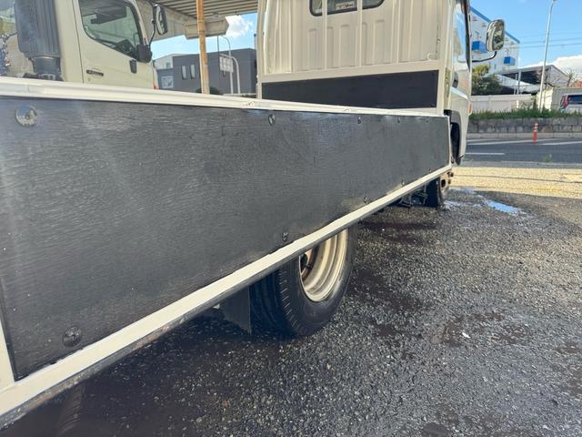 キャンター MT5 2トン 全低床平ボディ 標準ボディ 荷台板張り ナビ Bluetooth TV 前後ドライブレコーダー 電格格納ミラー 5t限定準中型免許 車両重量2160kg 車両総重量4325kg 荷寸312×160×197 外寸469×169×197(38枚目)