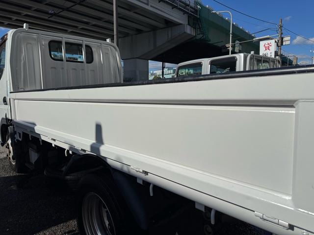 キャンター MT5 2トン 全低床平ボディ 標準ボディ 荷台板張り ナビ Bluetooth TV 前後ドライブレコーダー 電格格納ミラー 5t限定準中型免許 車両重量2160kg 車両総重量4325kg 荷寸312×160×197 外寸469×169×197(41枚目)