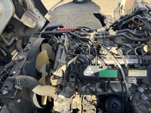 キャンター MT5 2トン 全低床平ボディ 標準ボディ 荷台板張り ナビ Bluetooth TV 前後ドライブレコーダー 電格格納ミラー 5t限定準中型免許 車両重量2160kg 車両総重量4325kg 荷寸312×160×197 外寸469×169×197(65枚目)