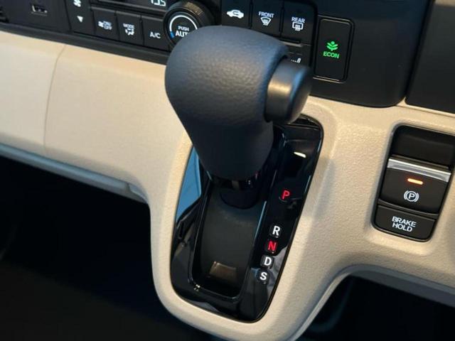 Ｎ－ＢＯＸ ヒョウジュン　保証書／純正　８インチ　ナビ／ホンダセンシング／両側電動スライドドア／シートヒーター　前席／車線逸脱防止支援システム／登録済未使用車／ヘッドランプ　ＬＥＤ／Ｂｌｕｅｔｏｏｔｈ接続／ＥＢＤ付ＡＢＳ（18枚目）
