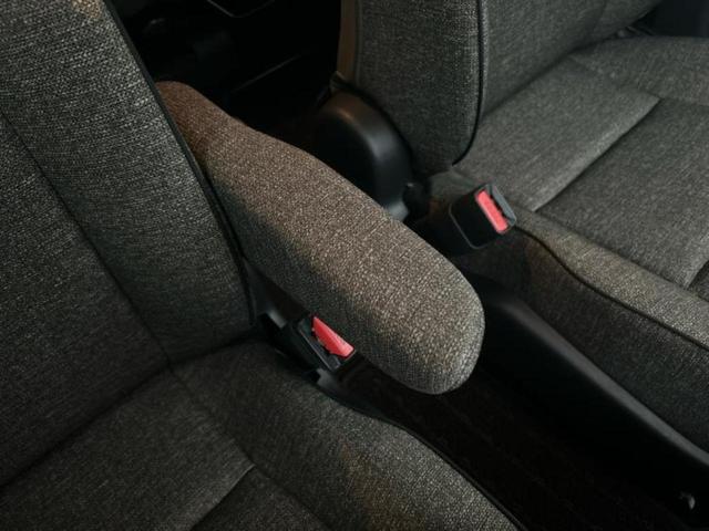 シエンタ ハイブリッドＺ　保証書／ディスプレイオーディオ＋ナビ１０．５インチ／フリップダウンモニター　純正　１２．１インチ／トヨタセーフティセンス／両側電動スライドドア／シートヒーター　前席　衝突被害軽減システム　全周囲カメラ（32枚目）