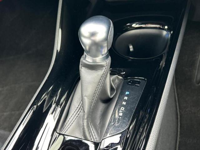 Ｃ－ＨＲ Ｇモードネロセーフティプラス２　新品タイヤ／ＴＲＤエアロ／保証書／ディスプレイオーディオ＋ナビ８インチ／トヨタセーフティセンス／シートヒーター　前席／パノラミックビューモニター／車線逸脱防止支援システム／シート　ハーフレザー　ＥＴＣ（18枚目）