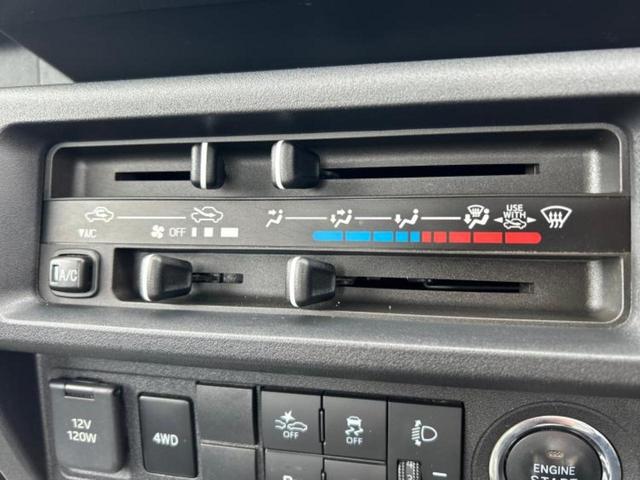 ハイゼットトラック ４ＷＤスタンダード　新品タイヤ／保証書／スマートアシスト（トヨタ・ダイハツ）／車線逸脱防止支援システム／ＥＢＤ付ＡＢＳ／横滑り防止装置／パワーウインドウ／エンジンスタートボタン／パワーステアリング／オートライト　４ＷＤ（17枚目）